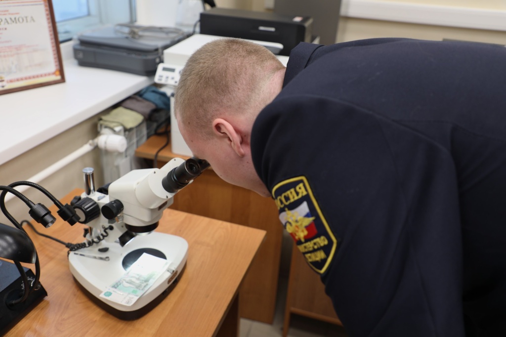 В Саранске студентов Средне-Волжского института познакомили с работой подразделений полиции В Саранске студентов Средне-Волжского института познакомили с работой подразделений полиции