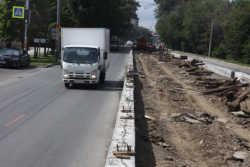 В Новосибирске на улице Мира идет комплексный ремонт