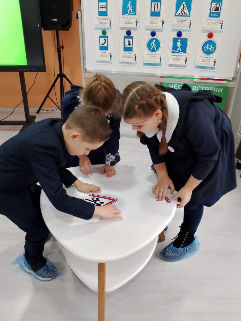 В «Путешествие по островкам безопасности» отправились школьники из Саранска