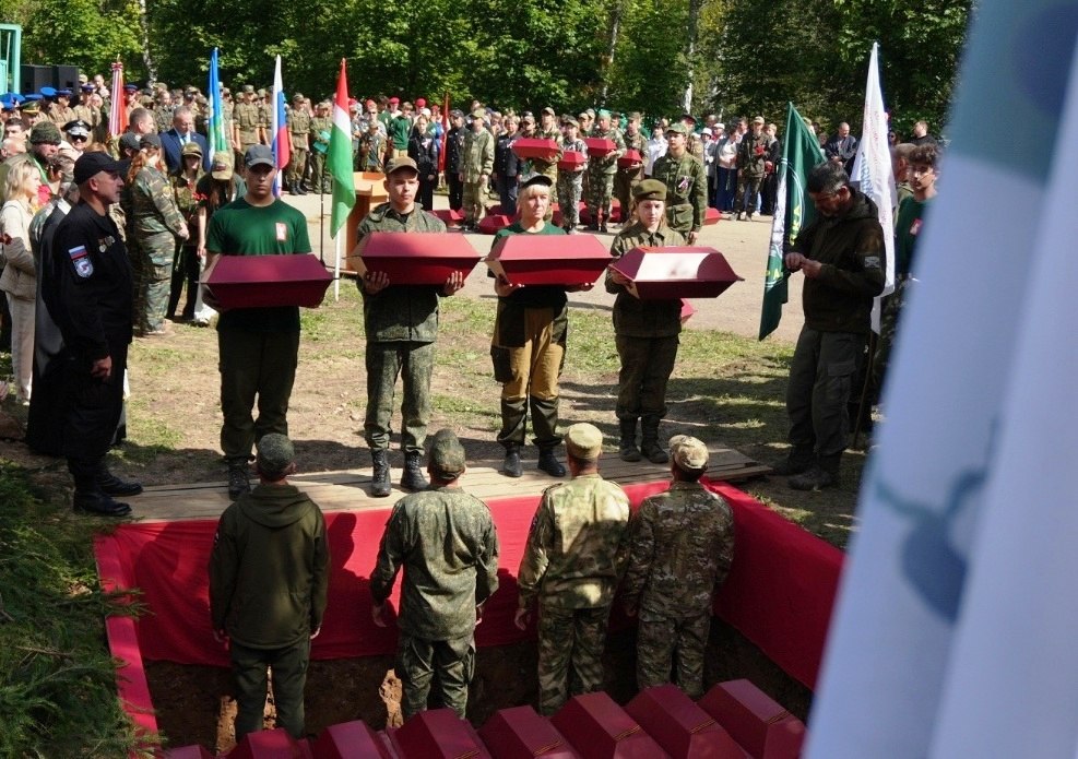 Ромодановские поисковики вернули из небытия 196 защитников Отечества на «Варшавском шоссе» Ромодановские поисковики вернули из небытия 196 защитников Отечества на «Варшавском шоссе»