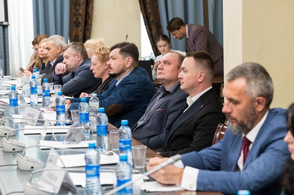 Мордовия в диалоге: общество против вируса экстремизма в сети Мордовия в диалоге: общество против вируса экстремизма в сети