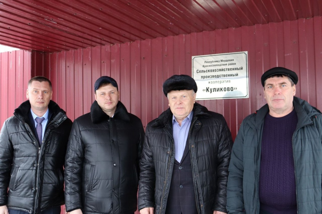 Артём Здунов: «поддержка села - основа продовольственной безопасности страны» Артём Здунов: «поддержка села - основа продовольственной безопасности страны»