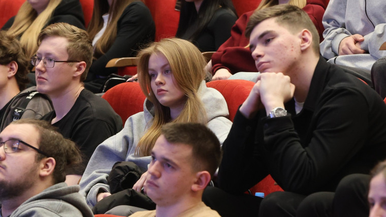 Будущее города в руках молодёжи: Сергей Петрин обсудил со студентами ВГТУ трудоустройство и перспективы развития Воронежа Будущее города в руках молодёжи: Сергей Петрин обсудил со студентами ВГТУ трудоустройство и перспективы развития Воронежа