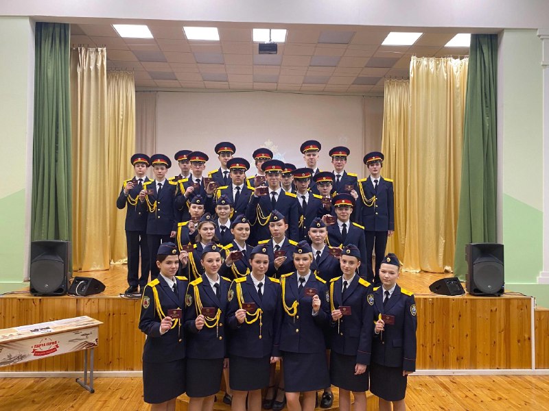 В Саранске учащиеся Гимназии № 12 получили удостоверения кадета