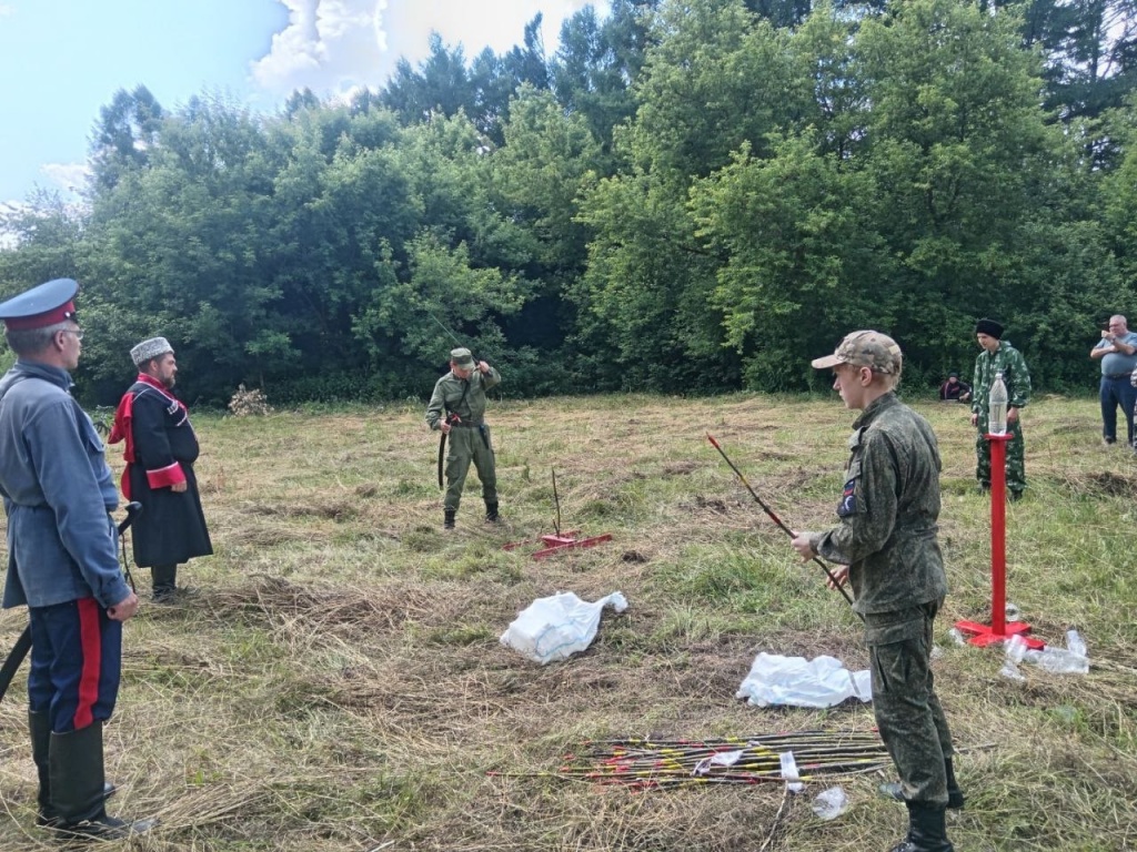 "Наурские щи" объединили гостей: Фестиваль казачьей культуры прошел в Шишкеево "Наурские щи" объединили гостей: Фестиваль казачьей культуры прошел в Шишкеево