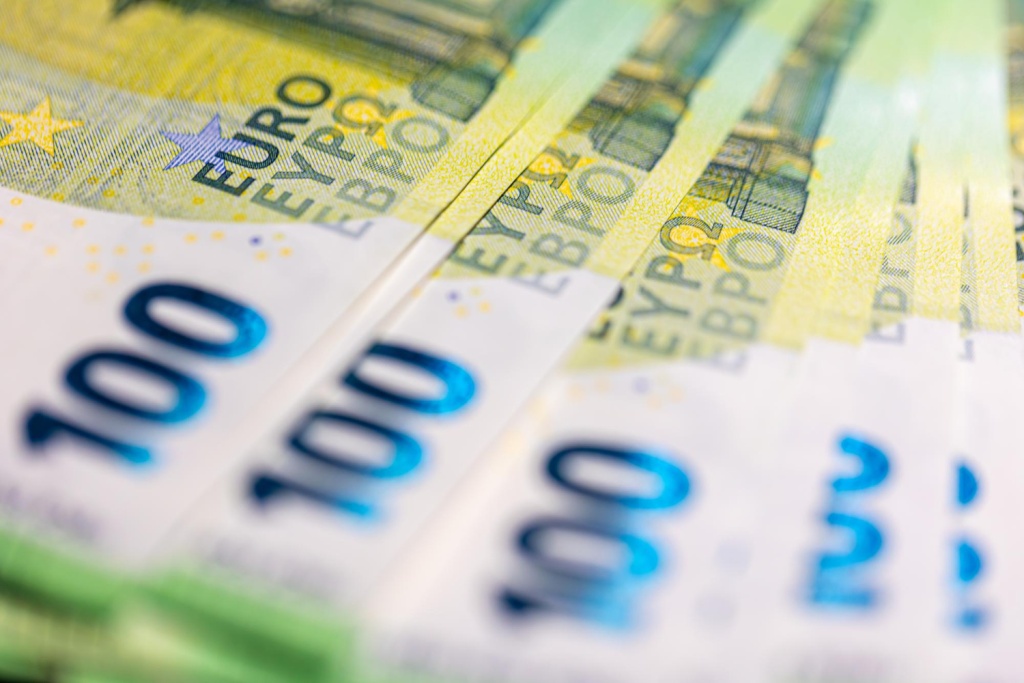 RBI наращивает прибыль в России, но продолжает сворачивать бизнес
