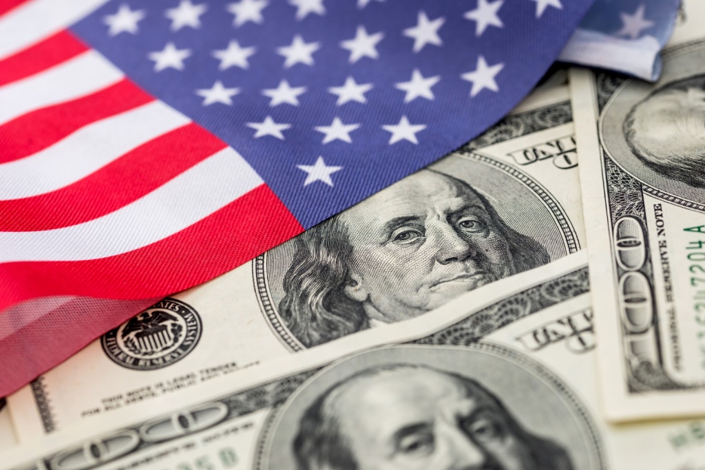 Бизнес потерял 34 млрд долларов, а бюджет США пополнился более чем на 50 млрд после введения торговых пошлин