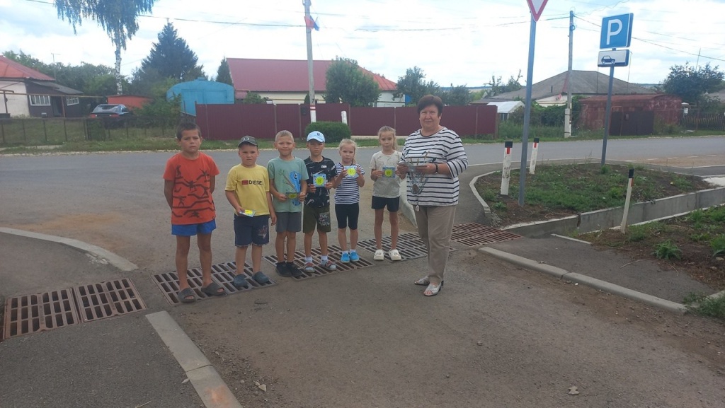 «Больше уважения к правилам движения»: урок безопасности для юных участников дорожного движения