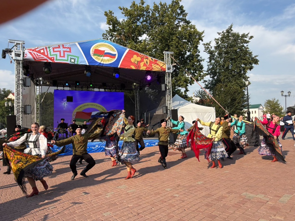 Казачьи традиции Мордовии продемонстрировали на международном фестивале в Витебске Казачьи традиции Мордовии продемонстрировали на международном фестивале в Витебске