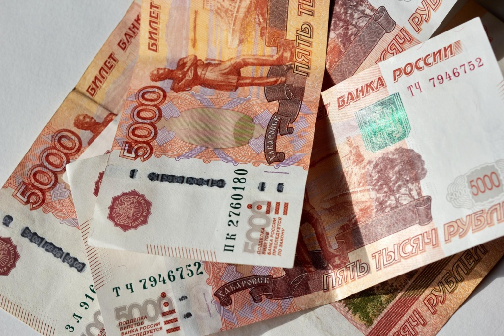 Бывшего главу одного из красноярских муниципальных учреждений подозревают в получении взятки на сумму 73 миллиона рублей