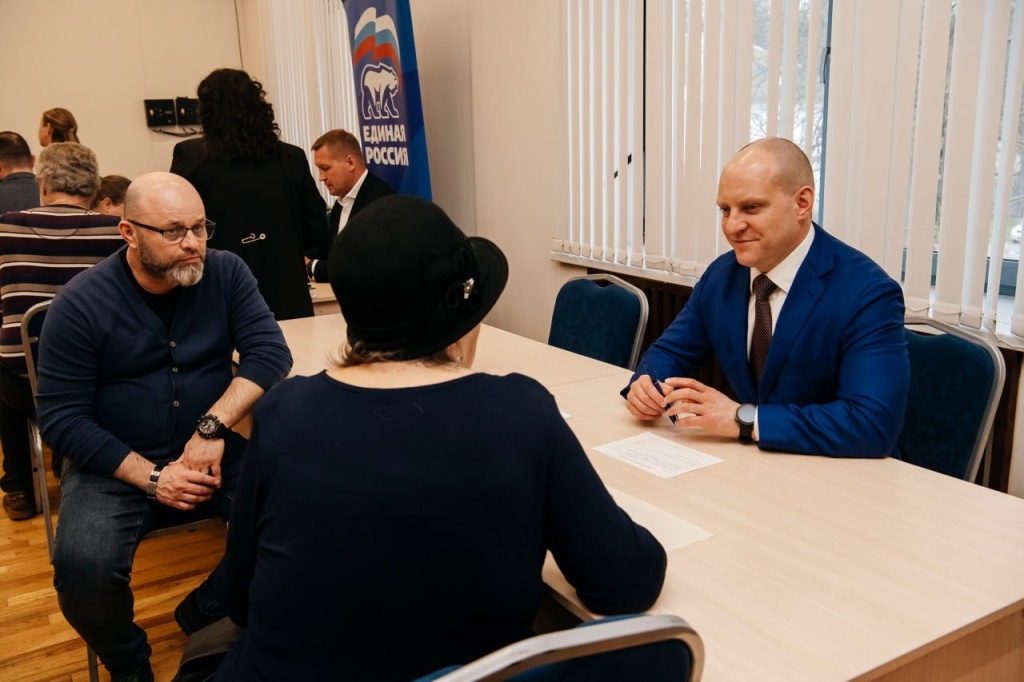 «Выездная администрация» в подмосковном Правдинском: жители обсудили с властями вопросы ЖКХ, благоустройства и поддержки участников СВО» «Выездная администрация» в подмосковном Правдинском: жители обсудили с властями вопросы ЖКХ, благоустройства и поддержки участников СВО»