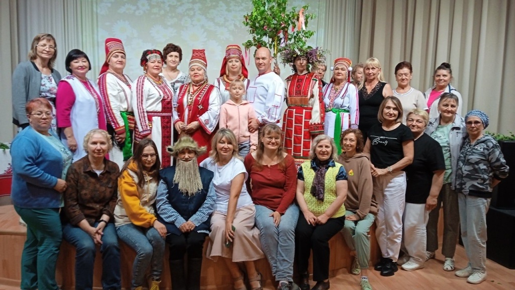 Саранск на день погрузился в летние и свадебные традиции