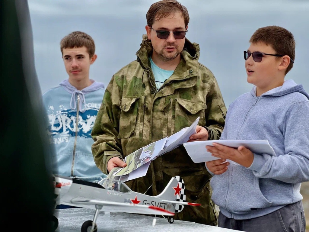 Юные авиамоделисты Мордовии соревновались в мастерстве пилотирования Юные авиамоделисты Мордовии соревновались в мастерстве пилотирования