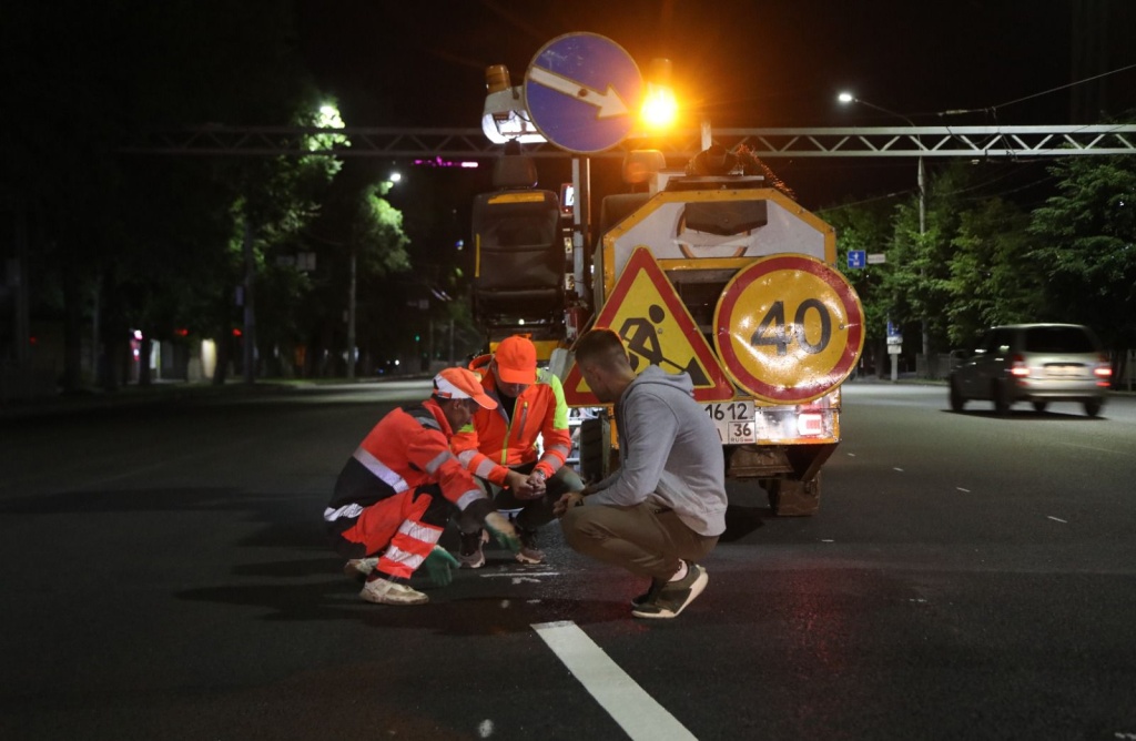 В Воронеже приступили к нанесению новой разметки на отремонтированных участках дорог